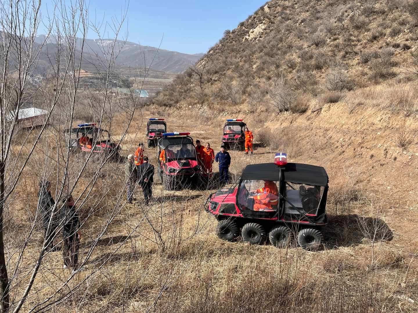 应急抢险水陆两栖车-陆地时速可达40公里的全地形车